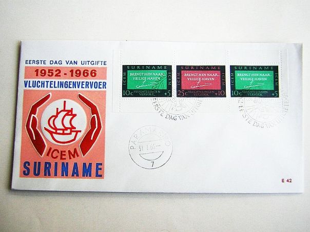 1966 Vluchtelingenvervoer Blok Suriname - (5724)